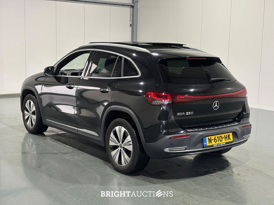 Mercedes-Benz EQA 25067 Business Solution Luxury 67 kWh 190pk 2021 (Origineel-NL) EQA-Klasse, N-610-HK