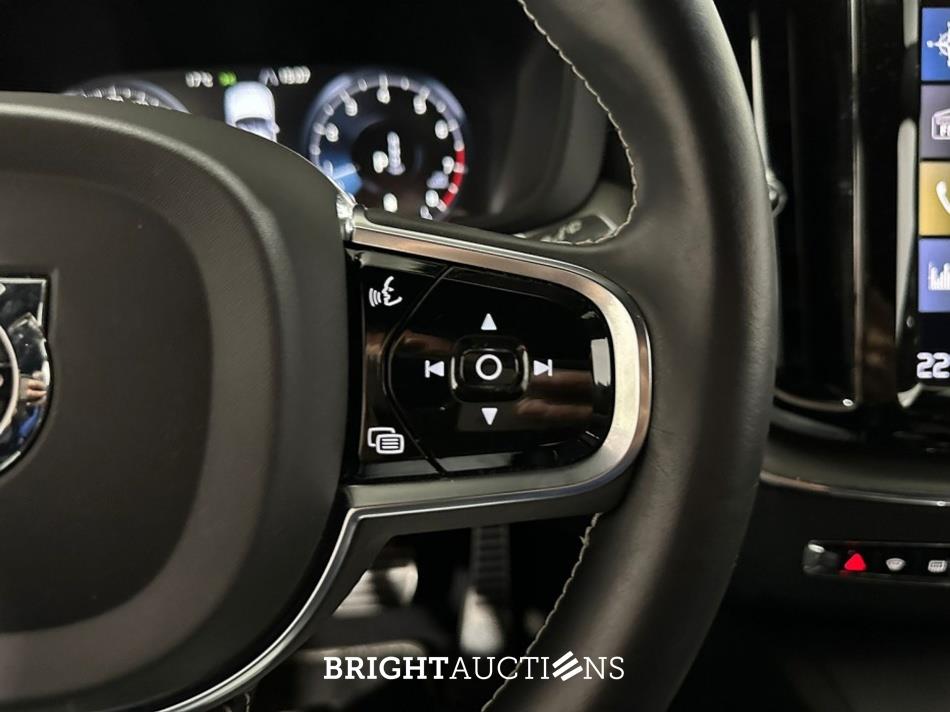 Volvo XC60 B4 R-Design 2.0 197pk 2021 (Origineel-NL), K-849-ZS