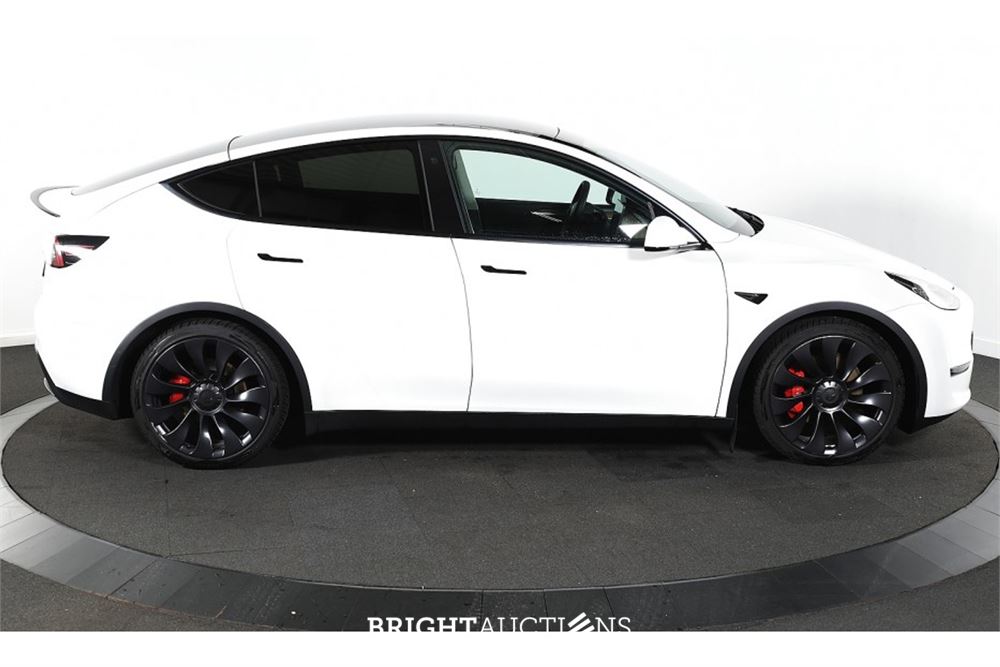 Tesla Model Y Performance AWD 75 kWh 2022, GPF-24-K