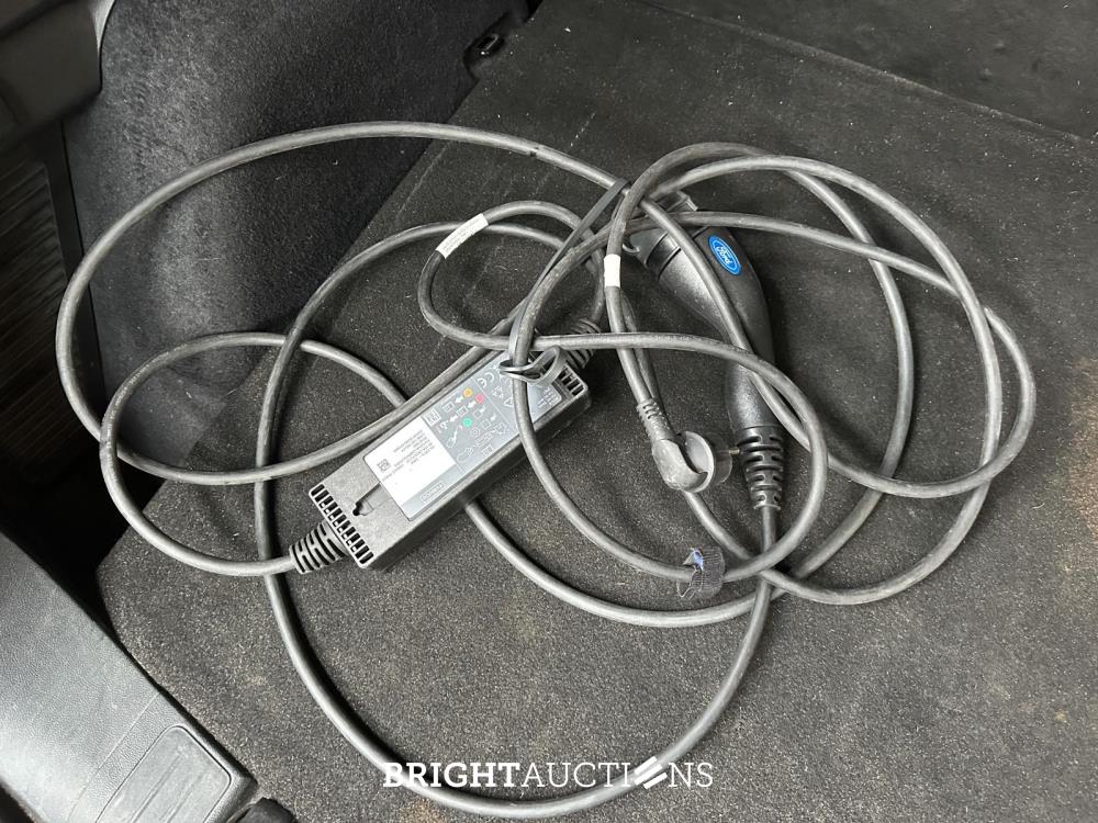 Ford Kuga 2.5 PHEV Titanium X 152pk 2021 (Origineel-NL + 1e eigenaar), L-036-HP