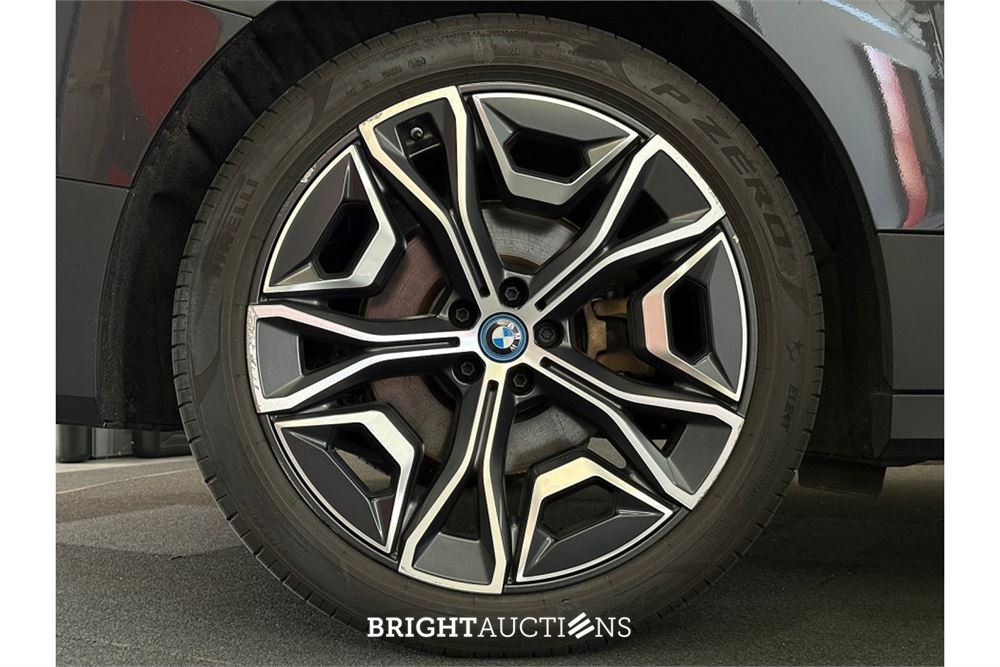 BMW iX xDrive50 High Executive 112 kWh 2022 (Origineel-NL), P-081-KP