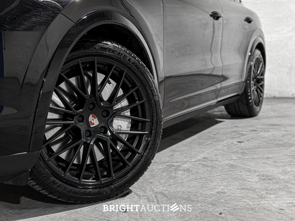 Porsche Cayenne Coupe Turbo 4.0 V8 549pk 2019, J-757-HF