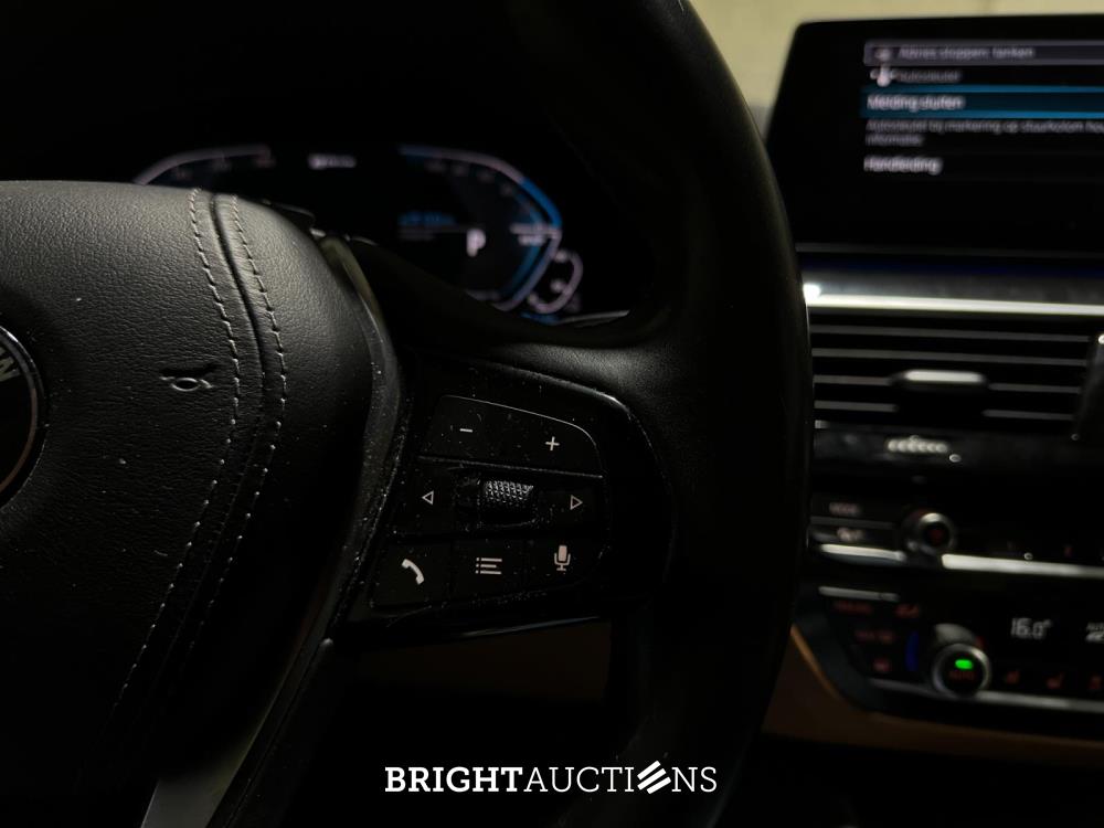 BMW 530e iPerformance High Executive 5-serie 184pk 2019 (Origineel-NL+1eigenaar), ZT-244-H