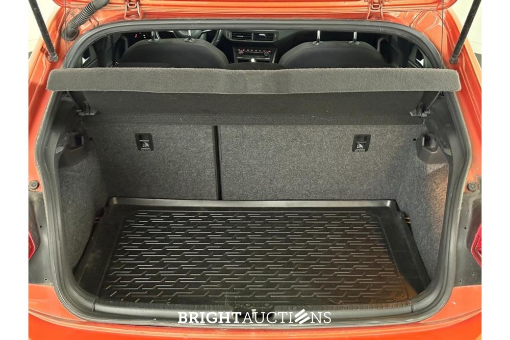 Volkswagen Polo Highline Business R 1.0 TSI 95pk 2020 (Origineel-NL), H-857-NH