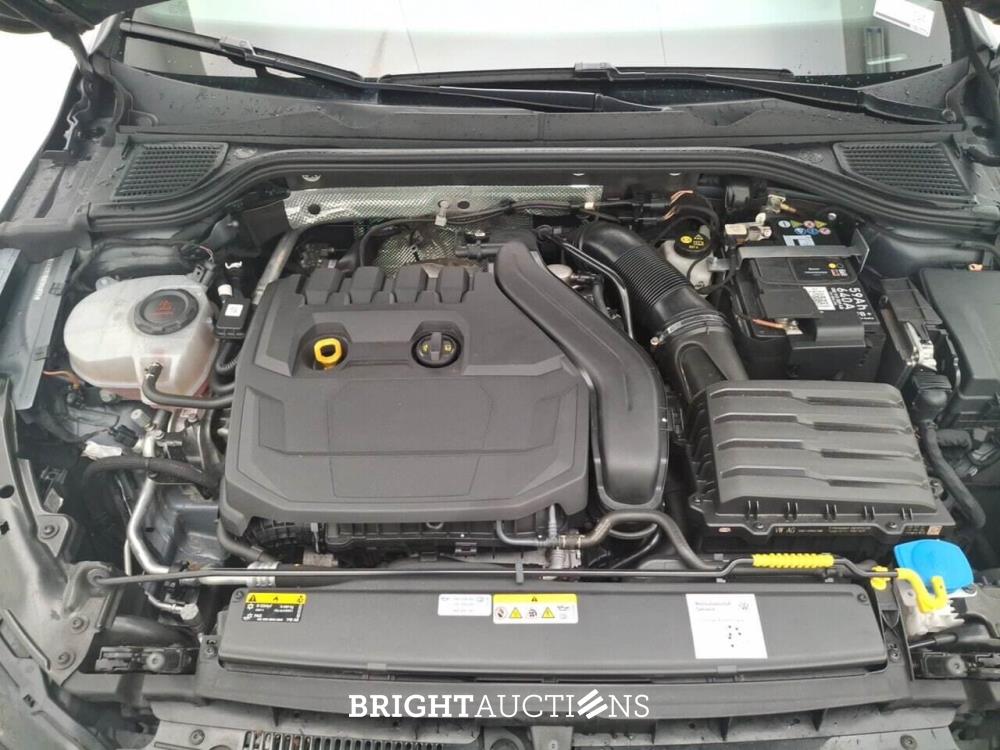 Volkswagen Golf Variant eTSI R-Line Business 1.5 DSG 150pk 2021 (Origineel-NL), L-846-ZF