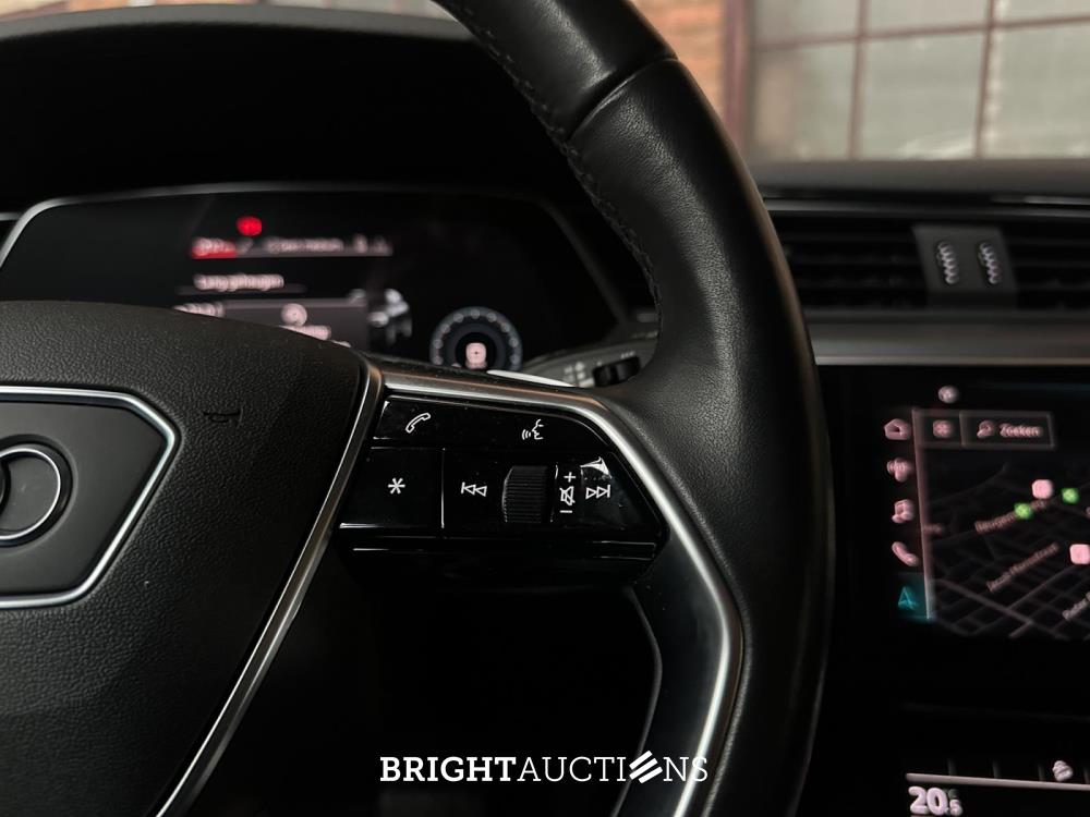 Audi e-tron 50 quattro Business edition 71 kWh 313pk 2020 (Origineel-NL + 1e eigenaar), K-578-JS