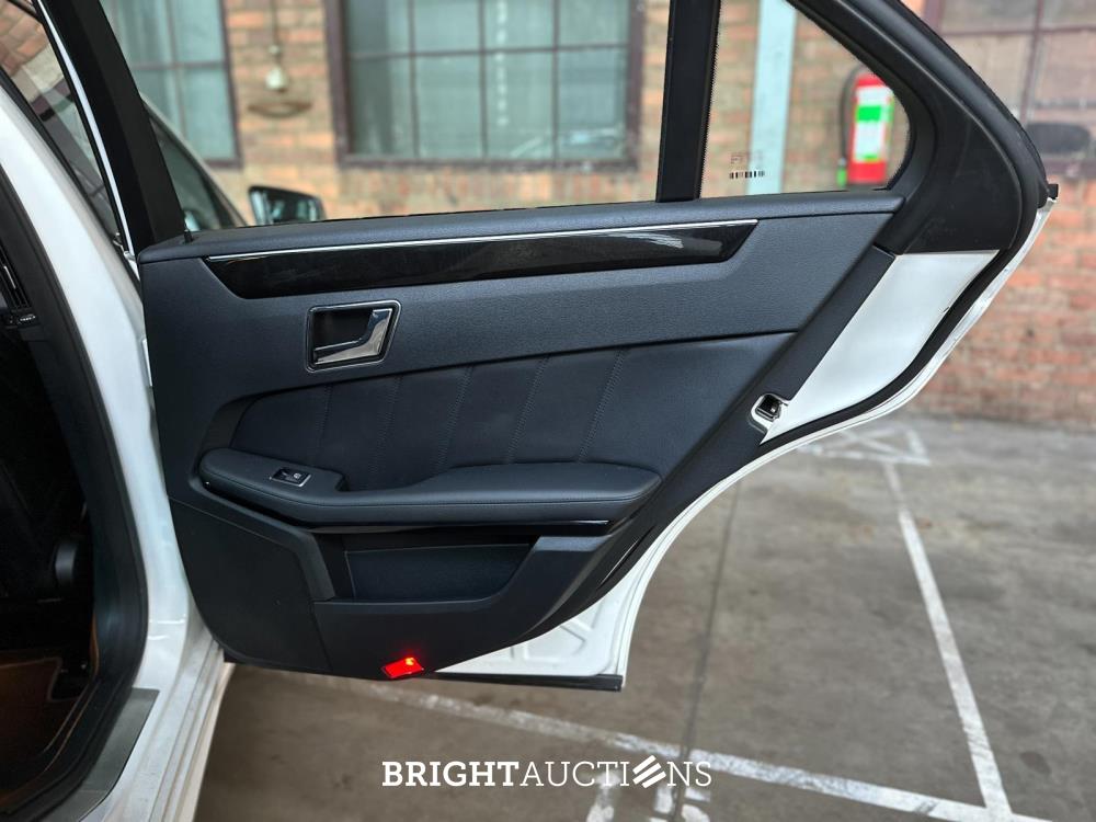 Mercedes-Benz E63 AMG 6.2 V8 -CARBON- 525pk 2010 (Origineel-NL) E-Klasse, 47-LKB-6
