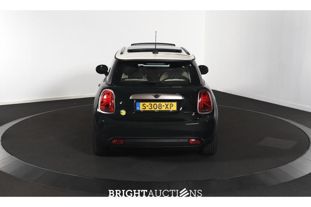MINI Cooper Camden Plus Edition 33 kWh 184pk 2023 (Origineel-NL), S-308-XP