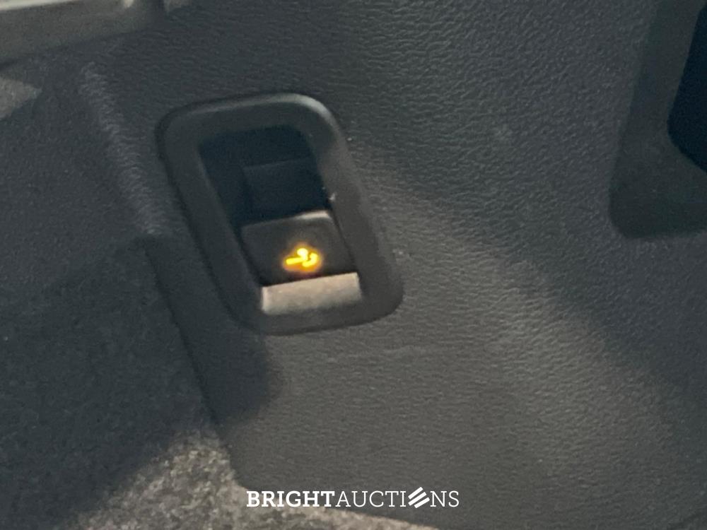 Volkswagen Golf eTSI Style 1.5 150pk 2020, X-368-TL