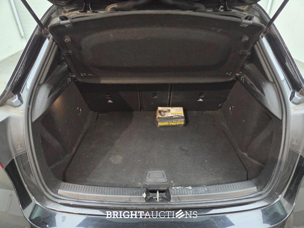 Mercedes-Benz A 220 Premium Plus 190pk 2019 A-klasse, T-192-LD