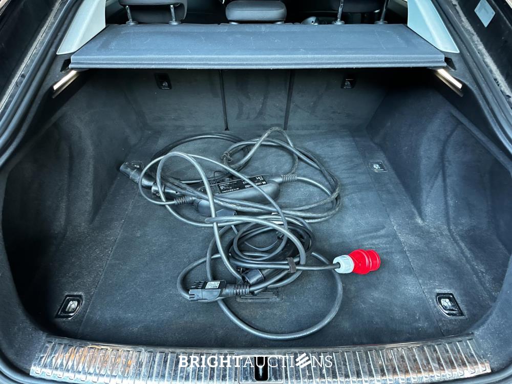 Audi e-tron Sportback 55 quattro edition 95 kWh 408pk 2020 (Origineel-NL+1e eigenaar), K-470-GB