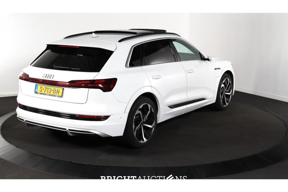 Audi e-tron 55 S edition Quattro 95 kWh 408pk 2022 (Origineel-NL), S-713-BN