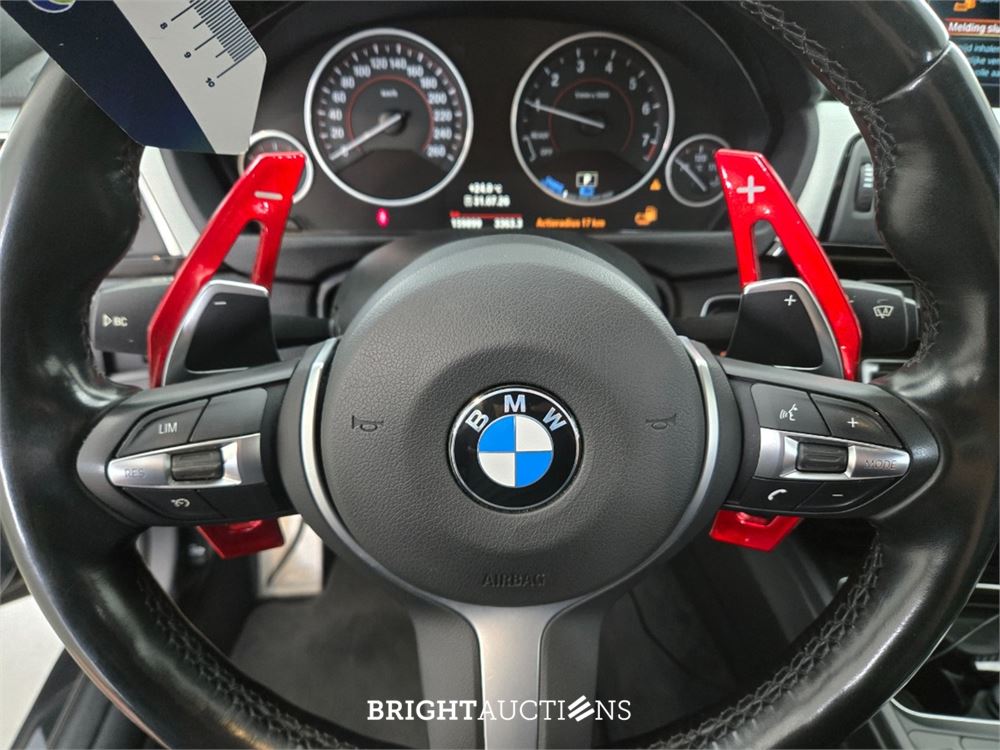 BMW 330e Centennial High Executive 272pk 2016 (Origineel-NL) 3-Serie, KX-220-P