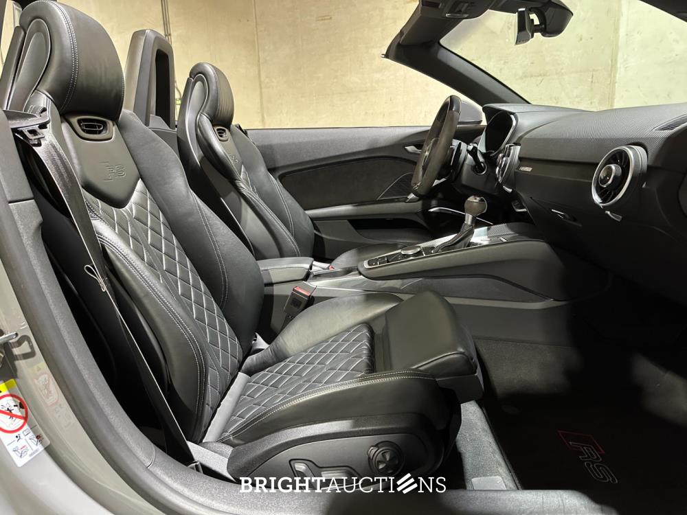 Audi TT Roadster 2.5 TFSI TT RS quattro 400pk 2018, P-886-JD