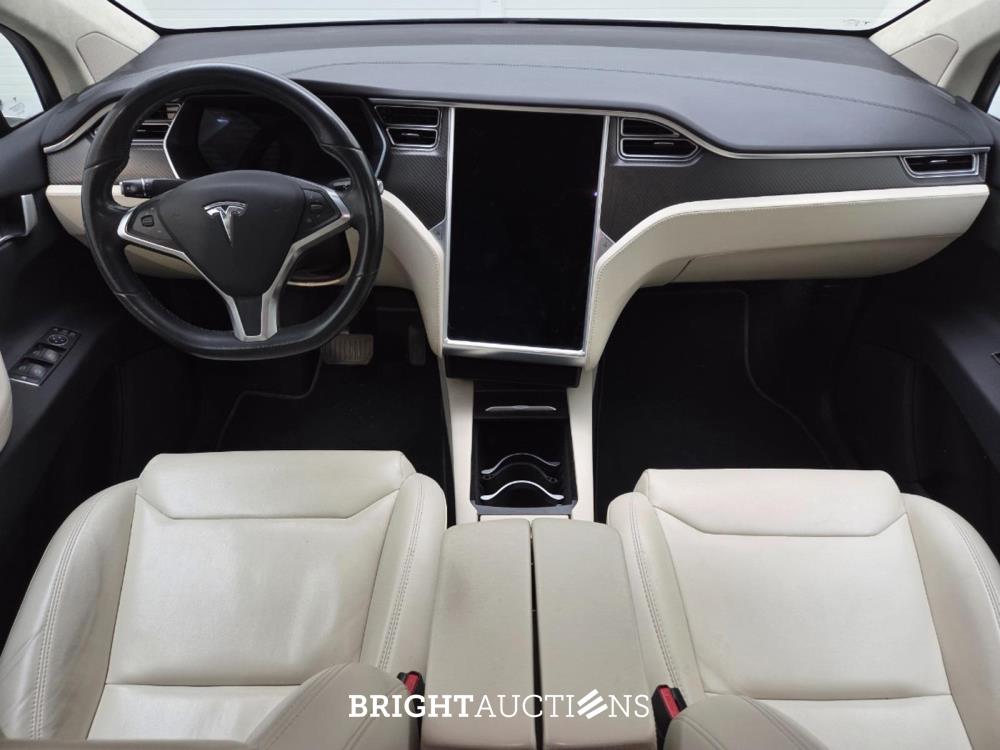 Tesla Model X 418pk 2018 (Origineel-NL), ST-448-X