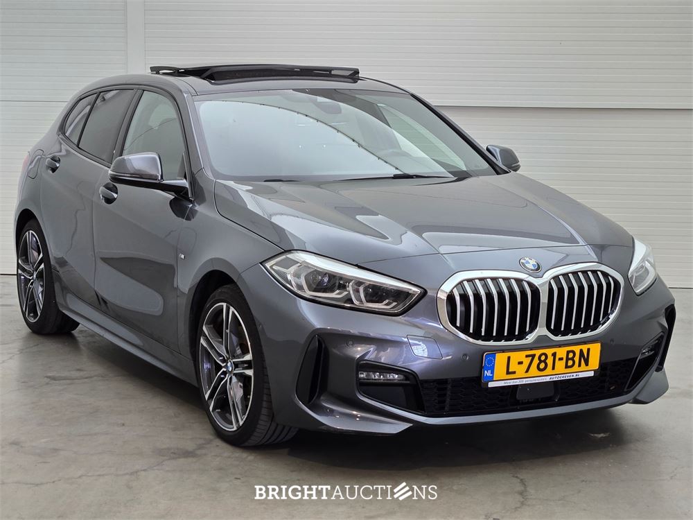 BMW 118i 1-serie High Executive 136pk 2021 (Origineel-NL) 1-Serie, L-781-BN