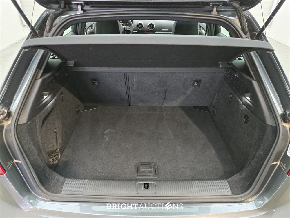 Audi A3 Sportback 35 CoD Sport S-Line Edition TFSI 150pk 2019 (Origineel-NL), ZL-686-Z