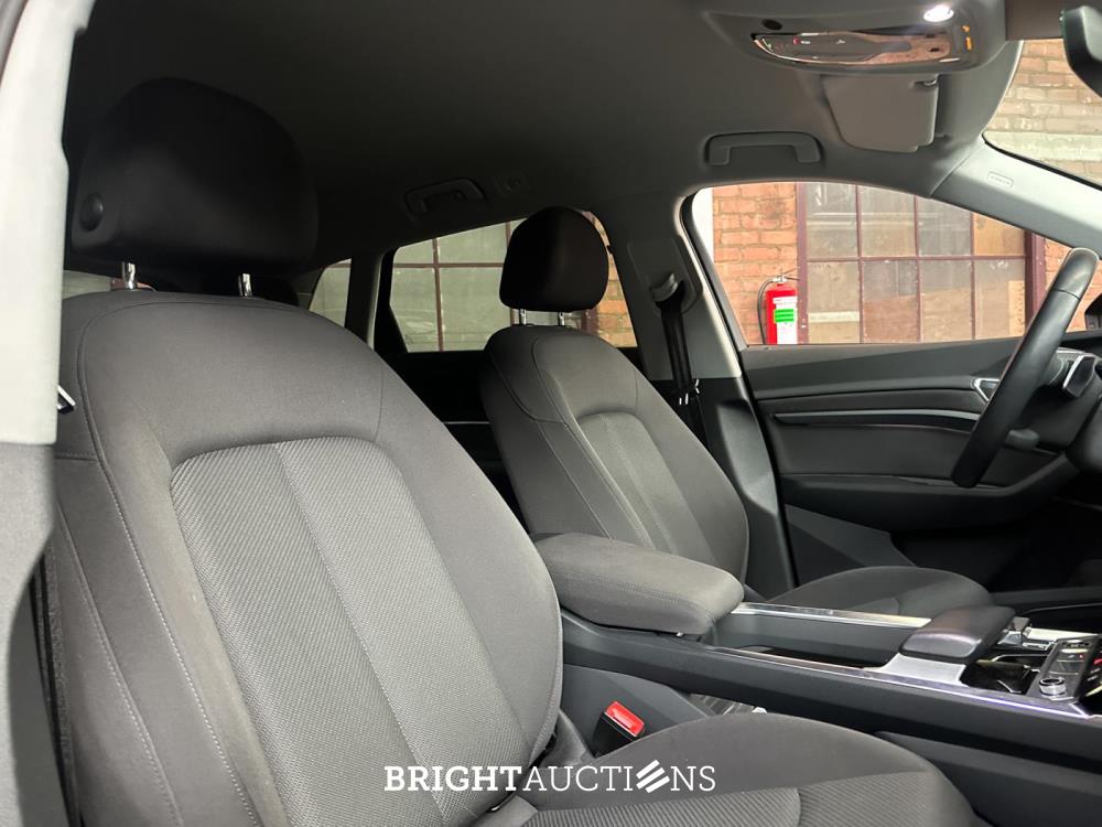 Audi e-tron 50 quattro Business edition 71 kWh 313pk 2020 (Origineel-NL + 1e eigenaar), K-578-JS