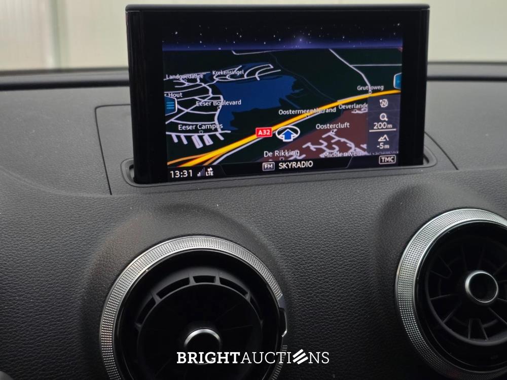 Audi A3 Sportback 30 Sport S Line Edition TFSI 116pk 2019 (Origineel-NL), ZV-837-X