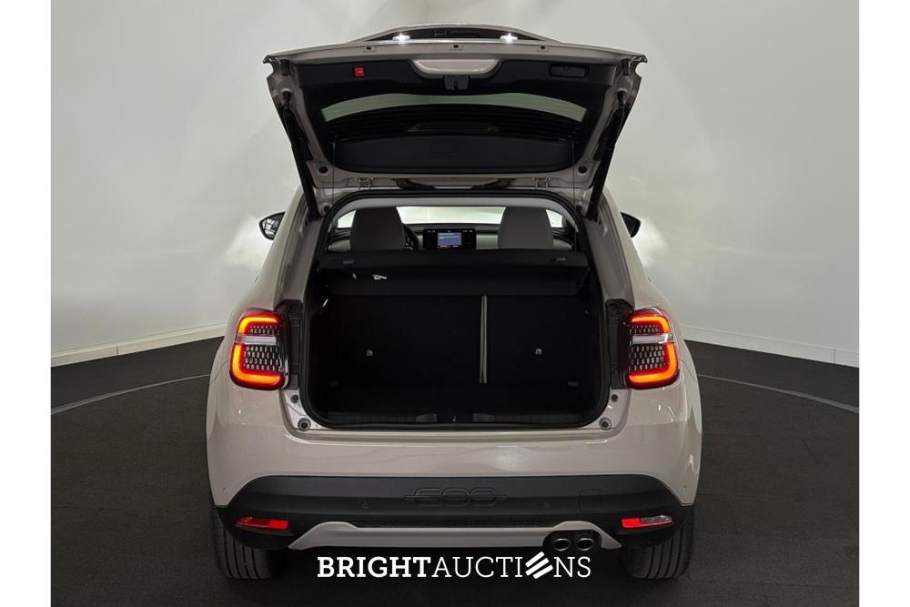 Fiat 600 Hybrid La Prima 1.2 156pk 2025 (Origineel-NL), JHG-91-P