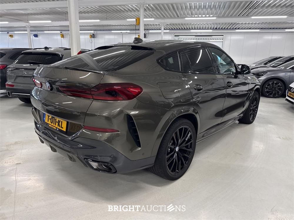 BMW X6 xDrive40i High Executive 334pk 2022, T-011-KL