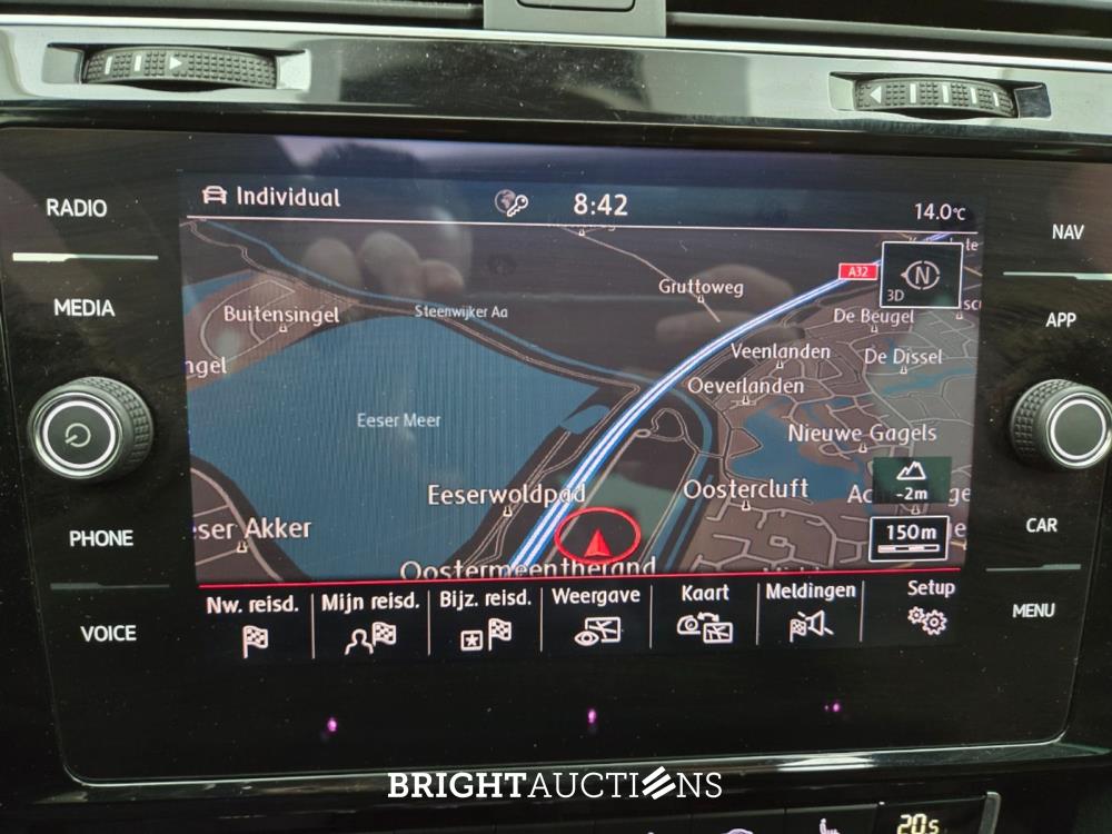 Volkswagen Golf GTI Performance 2.0 TSI 245pk 2017, L-416-LR