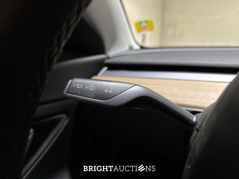 Tesla Model 3 Standard RWD Plus 60 kWh 238pk 2020 (Origineel-NL & 1e Eigenaar), J-584-BF