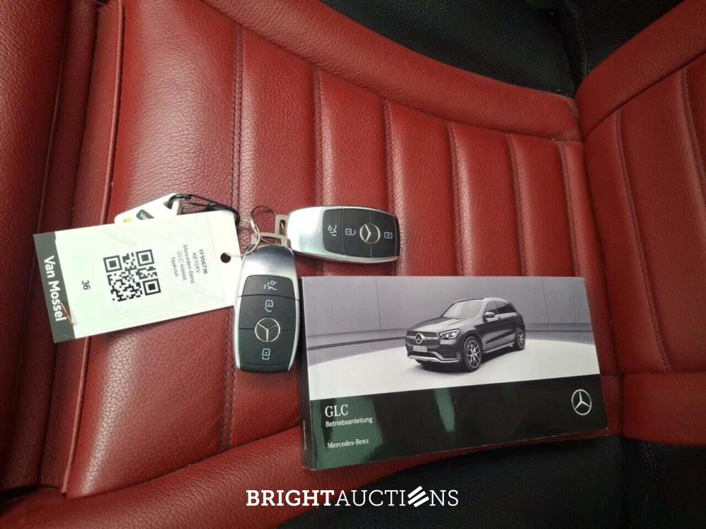 Mercedes-Benz GLC 300e Business Solution AMG 4MATIC 313pk 2021 (Origineel-NL) GLC-Klasse, K-810-XV