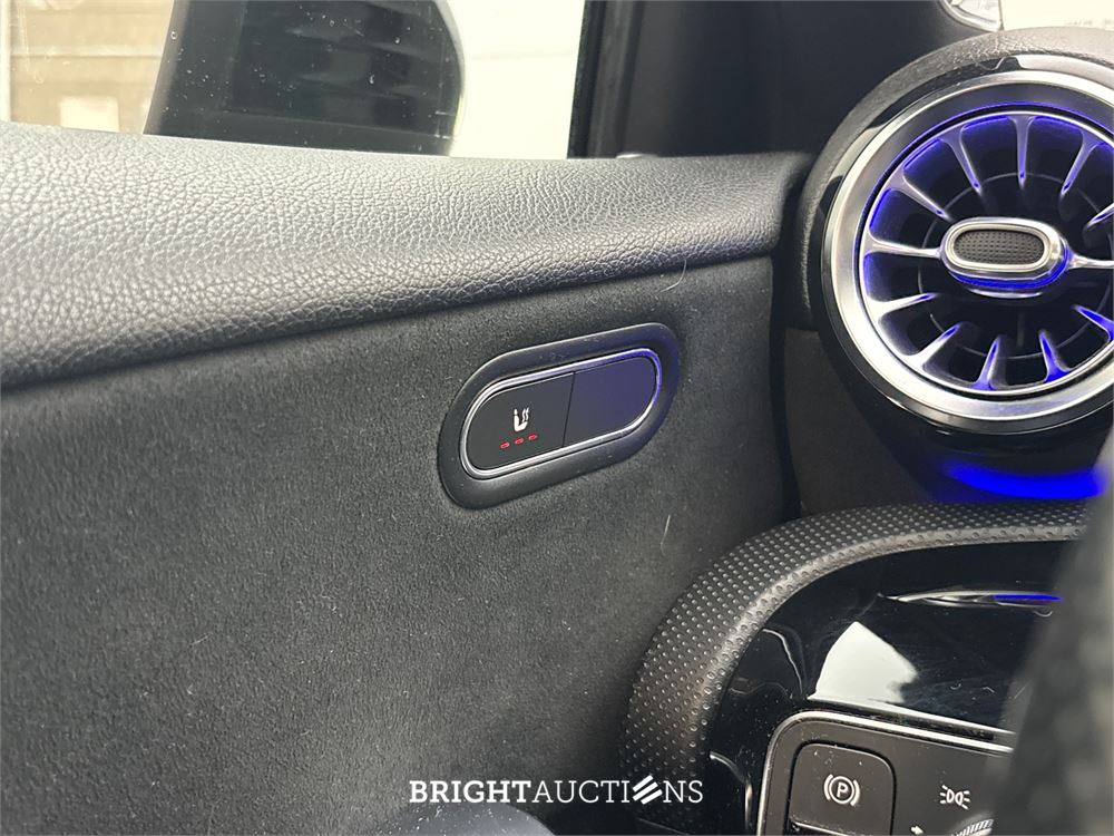 Mercedes-Benz A200 Business Solution AMG 163pk 2018 A-klasse, S-015-VH