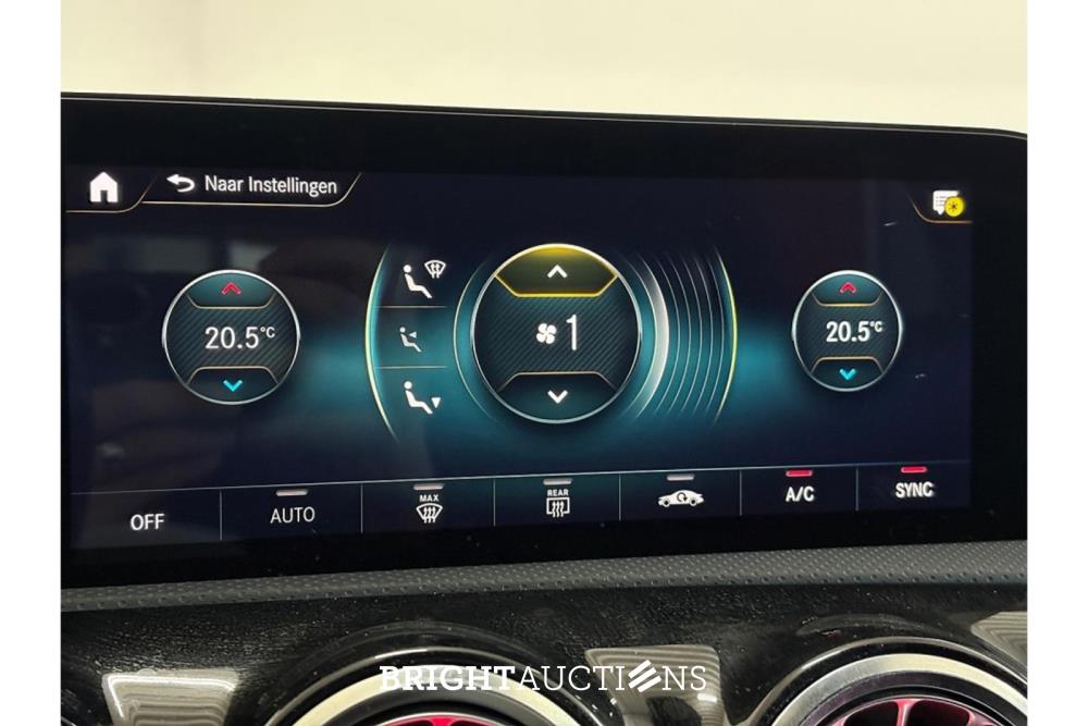 Mercedes-Benz CLA 180 Business Solution AMG 136pk 2021 (Origineel-NL) CLA-Klasse, K-212-LG