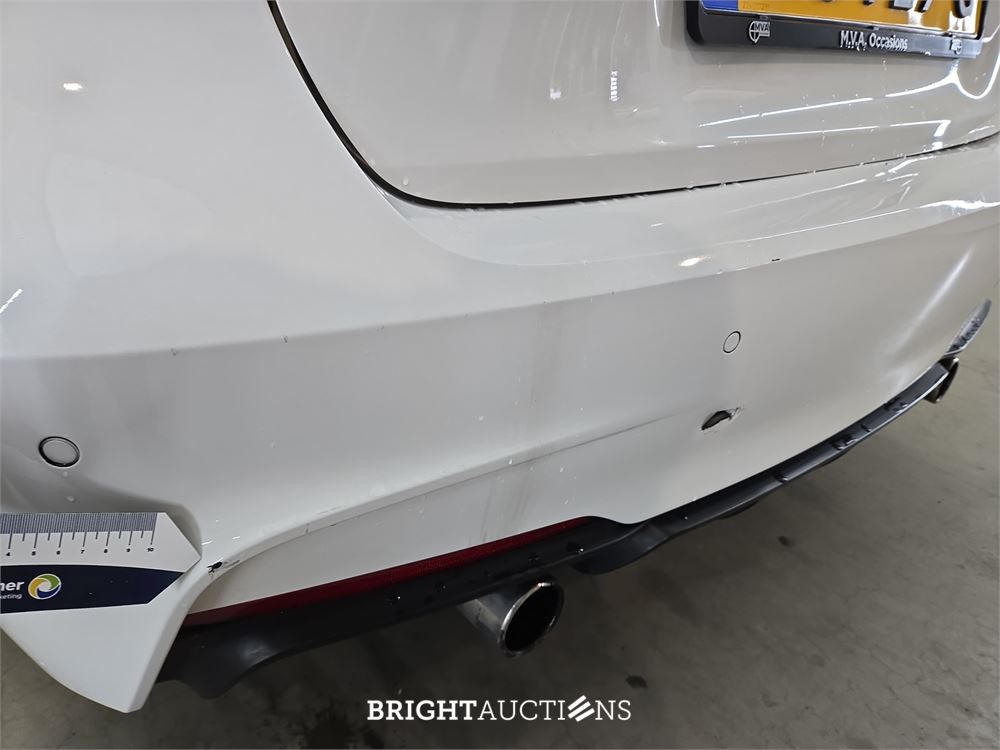 BMW 318i 3-serie Centennial Executive 136pk 2016 (Origineel-NL) 3-Serie, KG-729-G