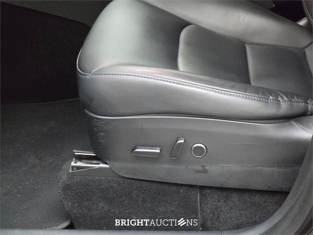 Tesla Model Y Long Range AWD 75 kWh 351pk 2021, R-745-PT