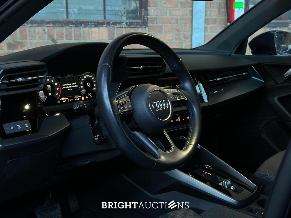 Audi A3 Sportback 35 TFSI Business edition 150pk 2020 (Origineel-NL+1e eignaar), J-594-JG