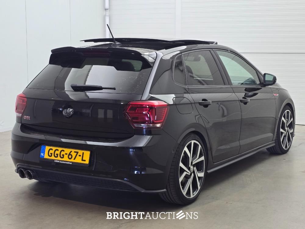 Volkswagen Polo GTI 2.0 TSI 200pk 2018, GGG-67-L