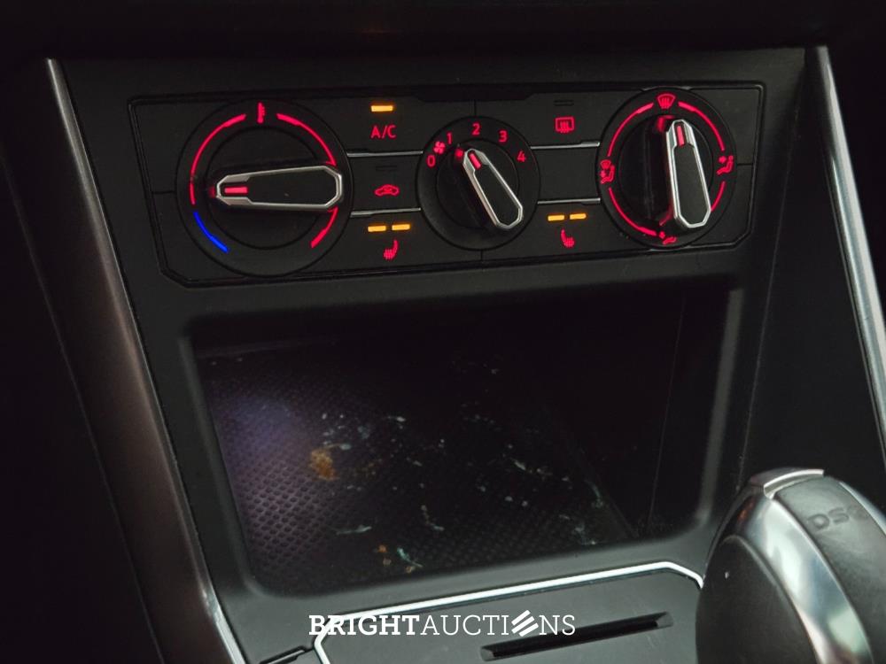 Volkswagen Polo GTI 2.0 TSI 200pk 2019, S-110-LZ