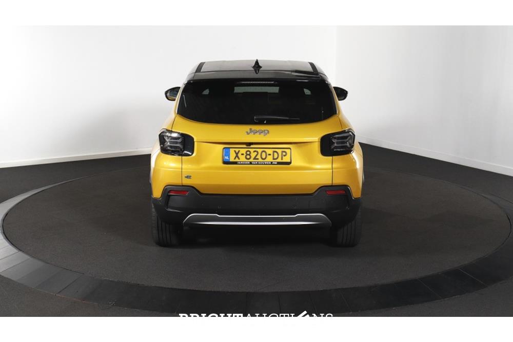 Jeep Avenger 1. Auflage 54 kWh 156hp 2023 (Original-NL), X-820-DP