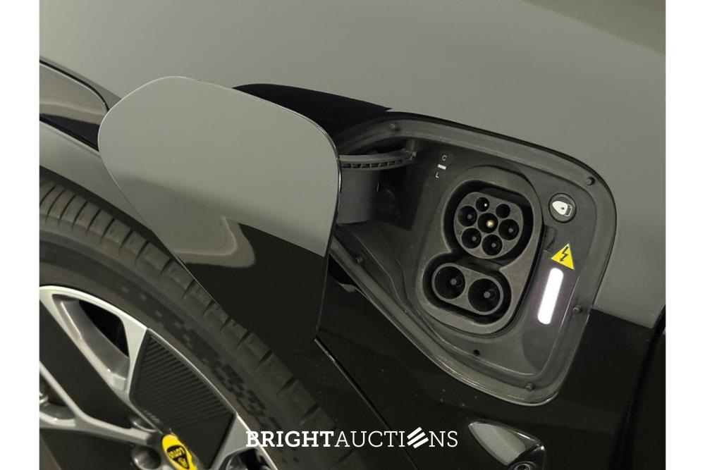 Lotus Eletre EDS 450 4WD 112 kWh 612pk 2023 (Origineel-NL), X-319-JJ