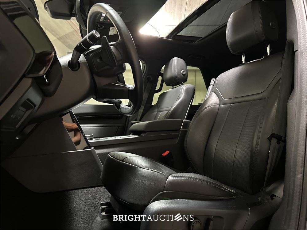 Land Rover Discovery 3.0 Td6 HSE Luxury 258pk 2018 7-persoons, T-774-BK