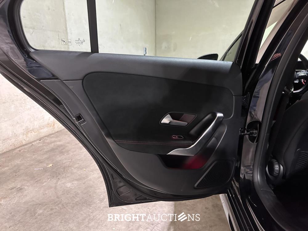 Mercedes-Benz A250 e Business Solution AMG Limited A-klasse 160pk 2021 (Origineel-NL), K-518-SP