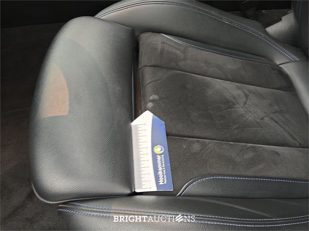 BMW 330e 3-serie Touring High Executive 296pk 2021 3-Serie, P-945-XT