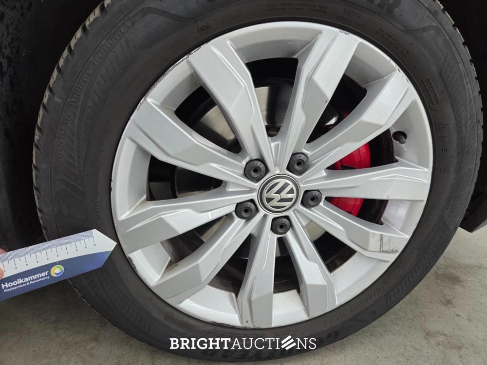 Volkswagen T-Roc Sport 1.5 TSI 150pk 2019, T-667-TX