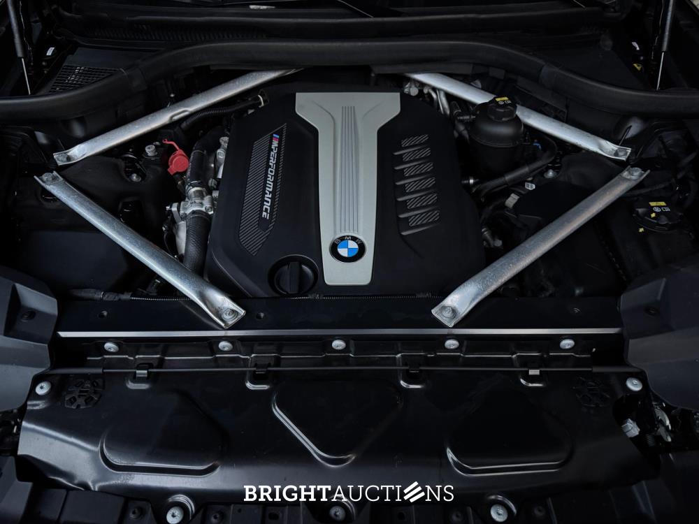 BMW X7 M50d High Executive M-Sport 400pk 2019, NL-Kenteken