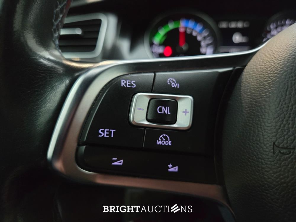 Volkswagen Golf GTE 1.4 TSI 150pk 2014 (Origineel-NL), 2-XVG-58