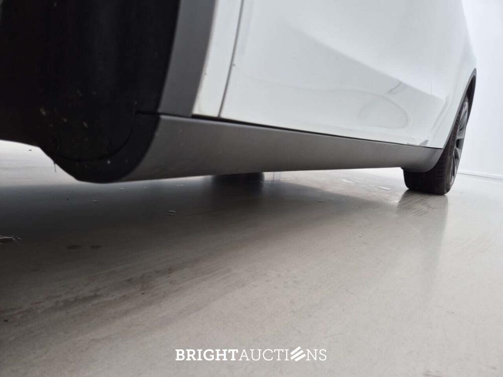 Tesla Model Y Long Range AWD 75 kWh 351pk 2023 (Origineel-NL), T-610-DJ