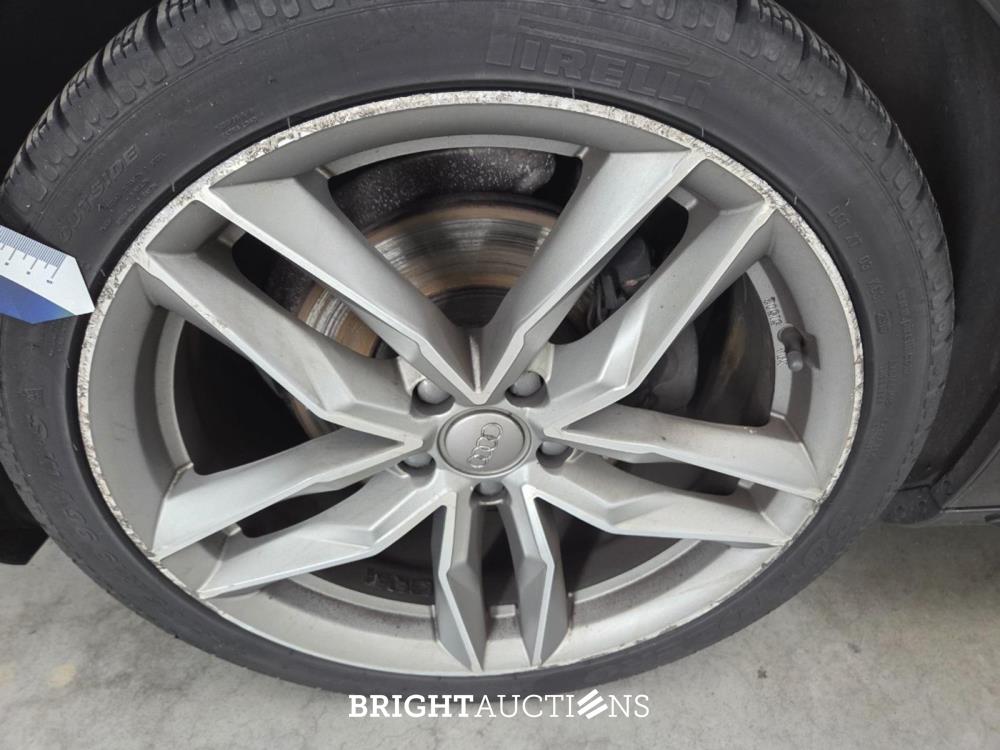 Audi A4 Avant Sport S line edition 1.4 TFSI 150pk 2018 (Origineel-NL), TX-637-V