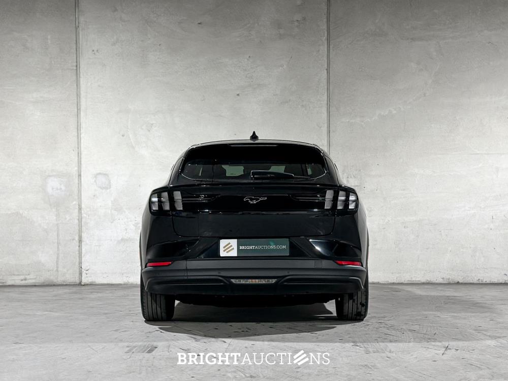 Ford Mustang Mach-E RWD 75 kWh 269pk 2021 (Origineel-NL + 1e Eigenaar), N-181-RH