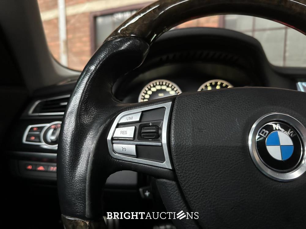 BMW ActiveHybrid7 F04 4.4 V8 465pk 2011 F04 Youngtimer