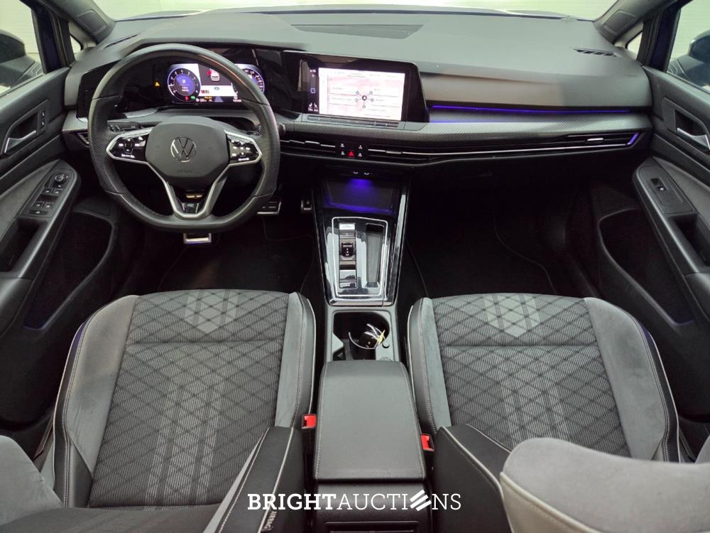 Volkswagen Golf eTSI R-Line 1.5 150pk 2023, GJV-33-B