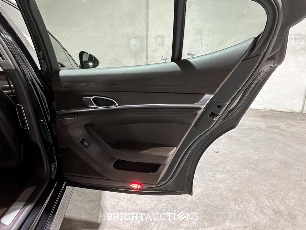 Porsche Panamera 3.6 V6 4WD 300pk 2012, G-397-TZ