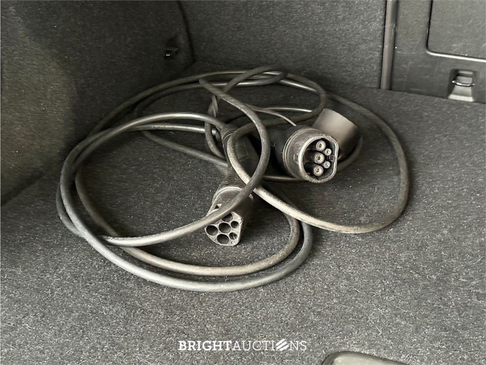 Volvo XC40 T4 Plug-in Hybrid Ultimate Bright 1.5 211pk 2022 (Origineel-NL), R-982-ND